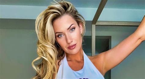 Paige Spiranac Making Waves With Her Skin Tight Football Outfit Sexiz Pix