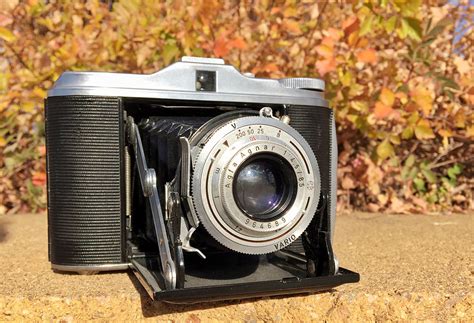 Agfa studiocam (1995) (professional digital camera, first ever to be produced and sold in quantity). Agfa Isolette V: A very cool folding camera - Daniel J ...