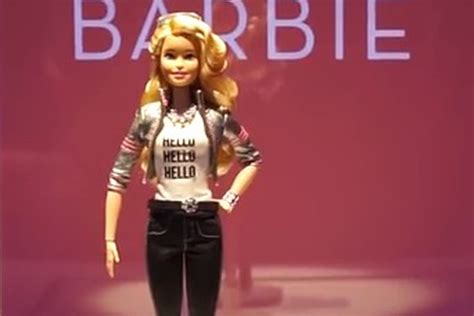 Mattel Crée La Polémique Avec Sa Nouvelle Poupée Hello Barbie