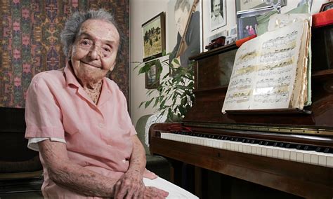 Alice Herz Sommer Pianist And Oldest Known Holocaust Survivor Dies Aged 110 World News The