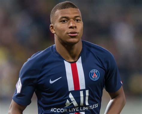 Profile kylian mbappé is already established as one of the greatest forwards in the world. Real Madrid to sell SIX stars to fund €200M Mbappe swoop