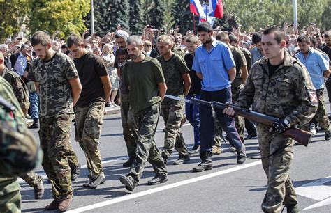 As Ukraine Celebrates Independence Day Rebels March Prisoners Of War