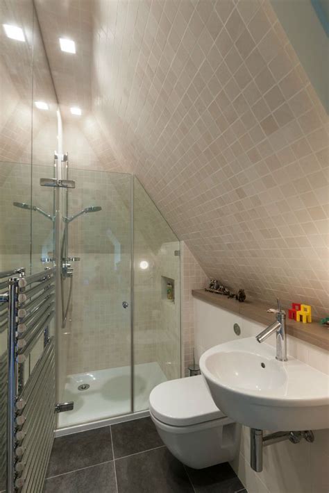 15 Attics Turned Into Breathtaking Bathrooms Small Attic Bathroom