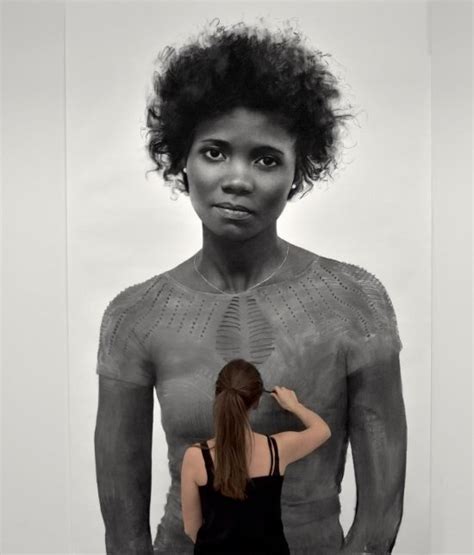Os Desenhos E Pinturas Hiper Realistas Com Retratos De Mulheres De Clio