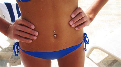 Pin By Neli Nez On Bikinis ♥xd Its Summer Time Belly Button Piercing Bellybutton