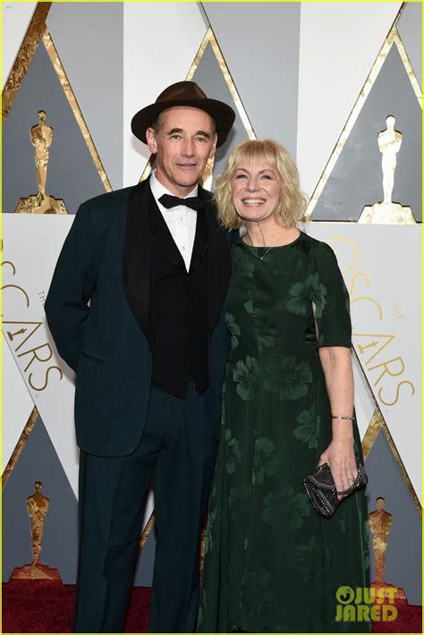 Mark Rylance Wins Best Supporting Actor At Oscars 2016 Photo 3592808