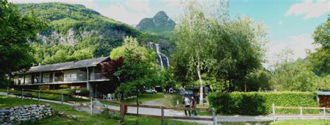 Una donna di 42 anni è morta e un. Camping,Campeggio,chiavenna,piuro,cascate,borgonuovo,guido ...