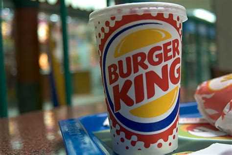 Offizielle website von burger king® deutschland. Burger King Cashier Goes on Shopping Spree With Cop's Debit Card - Eater