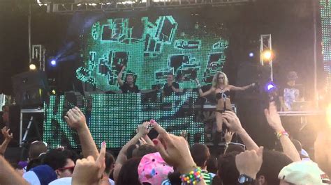 Crowd Surfing Fail During Showtek Youtube