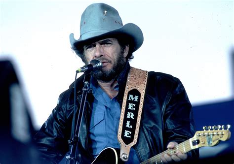 16 greatest truck driver hits full album 1978. Truck Driver Songs: Merle Haggard "White Line Fever"