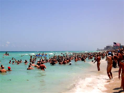 Filehaulover Beach 2 Wikimedia Commons