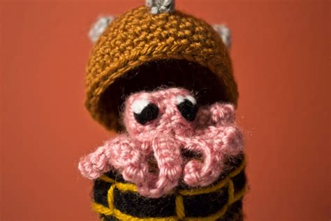 Amigurumi Dalek Two Hearts Crochet