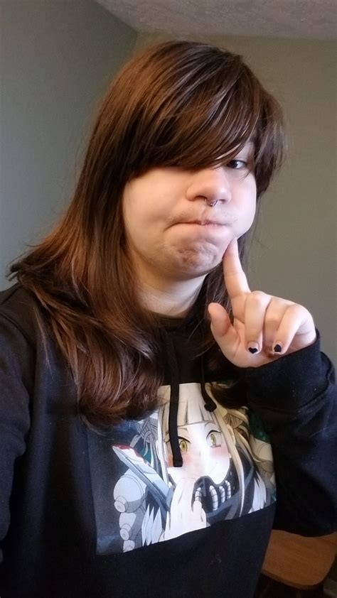 is my face too chubby to be a girl i always feel like it s too round r transpassing