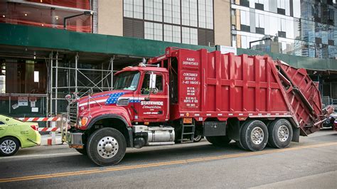 New York City Garbage Truck Accidents Remain Deadly Frekhtman
