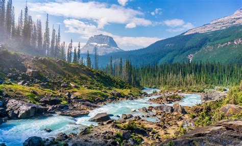 12 Pictures That Prove The Canadian Rockies Are Actual Works Of Art