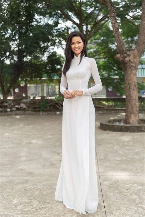 Custom Made White Traditional Vietnamese Ao Dai Made In The Usa Ao Dai Vietnam Dress Fashion