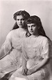 Grand duchess Maria & Anastasia Nikolaevna Romanov, 1914. Zar Nicolas ...