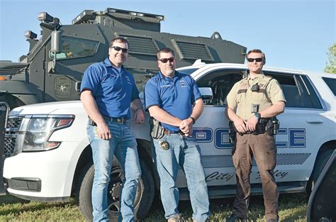 Meeting the heroes - Benton County News