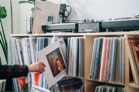 How To Start Collecting Vinyl Guide Qman 2021