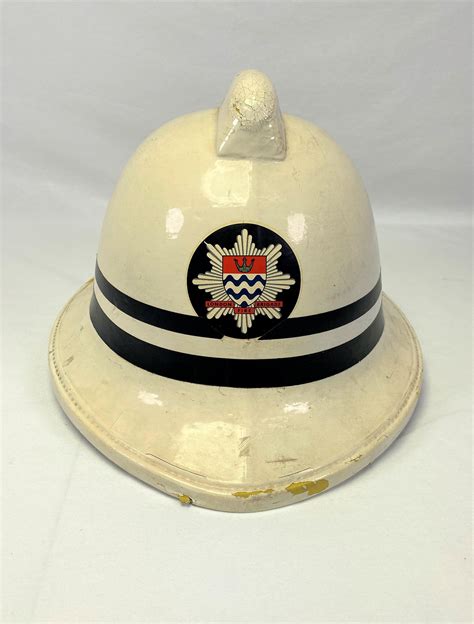 Vintage Firefighter Helmet Cromwell London Fire Jan 30 2022 Gold