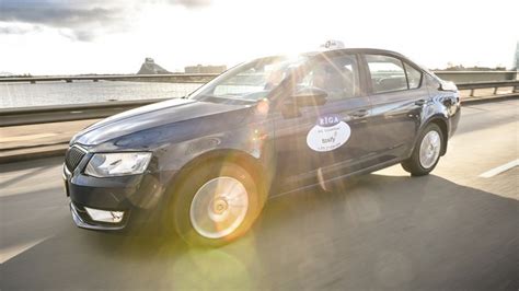Mobilität Daimler steigt bei Uber Rivalen ein autohaus de