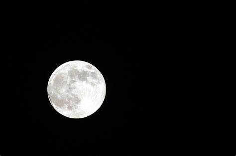See more ideas about lună plină, imagine, natură. Cele mai spectaculoase imagini cu SuperLuna realizate în ...