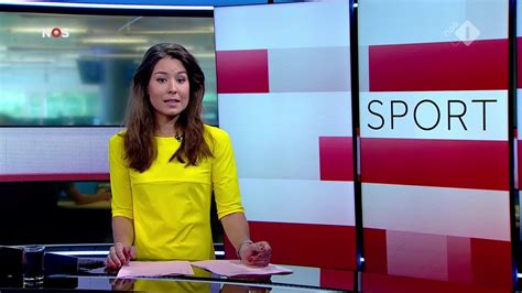 Samenstelling van nieuws en lezeres. Amber Brantsen NOS Journaal presentatrice 16 augustus 2017 ...