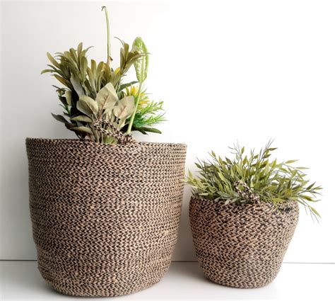 Set Of 2 Colored Jute Plant Pot Baskets Tayets Handmade Home Décor And Accessories In Egypt