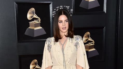 Speváčka Lana Del Rey Odložila Koncert V Izraeli Stala Sa Terčom Kritiky Fanúšikov Aj