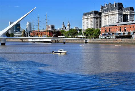 Río De La Plata From Puerto Madero Buenos Aires Argentina Encircle