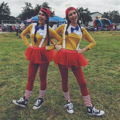 24 Genius BFF Halloween Costume Ideas You Need to Try | Friend
