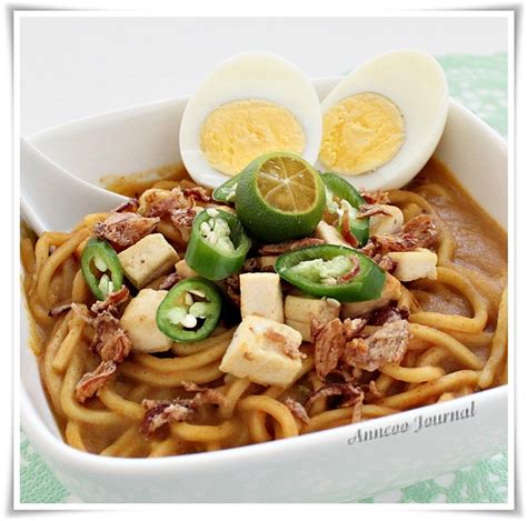 For the mee jawa variation found in penang, the sauce is flavoured with a can of tomato soup. Resepi Mee Rebus Utara Azie Kitchen - Resepi Bergambar