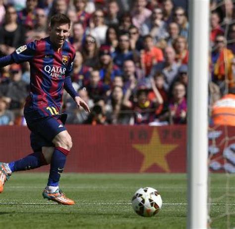 Sp Fußball Spanien Barcelona Messi Tabellenführung Meldung