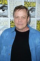 'Star Wars: The Force Awakens' star Mark Hamill shows off dramatic ...