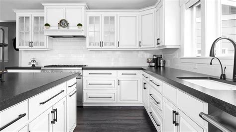 What Color Backsplash With White Cabinets And Black Countertops Storables