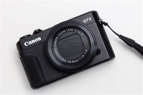 The canon powershot g7 x mark ii features a large, 20.1 megapixel cmos sensor that captures images either in the 3:2, 4:3, 16:9 or 1:1 aspect ratios whilst maintaining the same angle of view, even when shooting. Canon Powershot G7X Mark II - Reise- & Vlogkamera ...