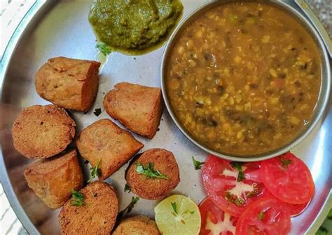 Dal Bati Reciperajasthani Dal Bati Churma Recipe Recipe By Priya Jain