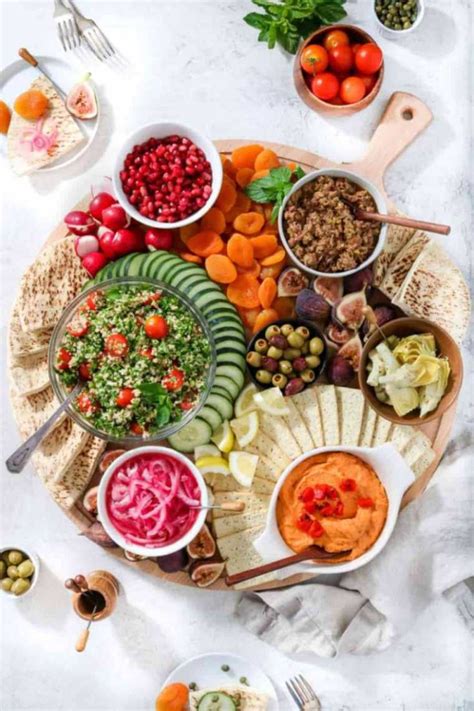 30 Delicious Vegan Picnic And Potluck Ideas Crowd Pleasers Nutriciously