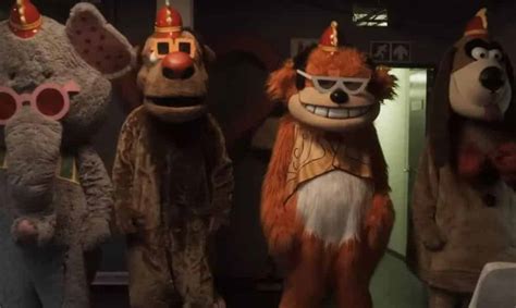 First Trailer For R Rated The Banana Splits Movie Is Here And It S Pretty Violent