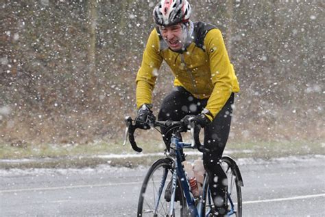 Cycling In Snow And Ice How To Stay Safe And Have Fun