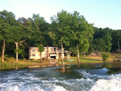 Whether it's an entertaining and informative boat tour or a relaxing sunset dinner cruise, these are the best cullman cruises around. Pin by Beth Cape on Lake house ideas | Vacation, Vacation ...