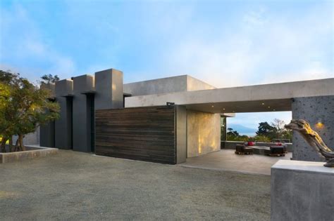 Conrad Asturi Studios Design A Spacious Contemporary Home In Pebble