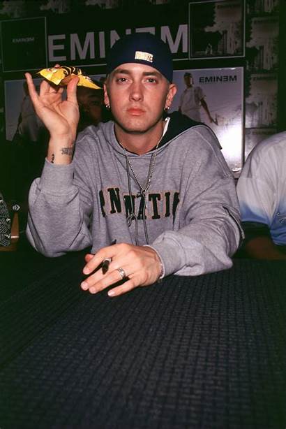 Eminem Signing Autographs Cool 2000 Usual Nyc