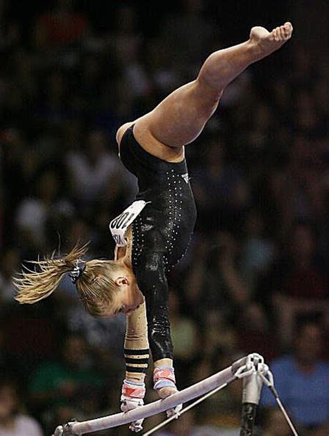 Shawn Johnson Photo Gallery Olympic Gymnastics Artistic Gymnastics Amazing Gymnastics