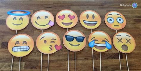 Common sense is the nation's leading nonprofit organization dedicated to improving the lives of all kids and families by providing the trustworthy information, education, and independent voice they need to thrive in the 21st century. Photo Props: The Emoji Set (10 Pieces) - party wedding ...