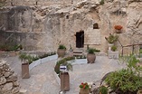 Premium Photo | The jesus christ tomb in the tomb garden entrance to ...