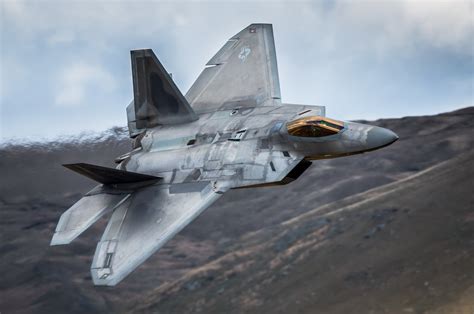 Lockheed Martin F 22 Raptor Hd Wallpaper