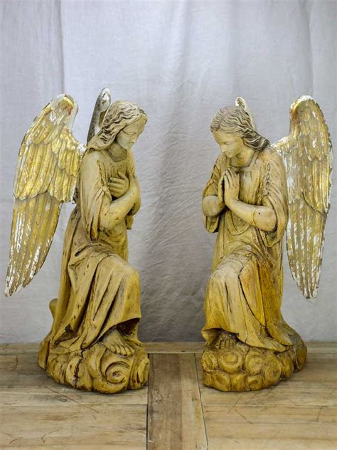 Pair Of Early 19th Century Carved Sculptures Of Angels Chez Pluie
