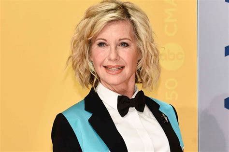 Olivia Newton John Confiante Face Au Cancer