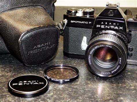 Asahi Pentax Vintage 35mm Slr Camera Spotmatic F